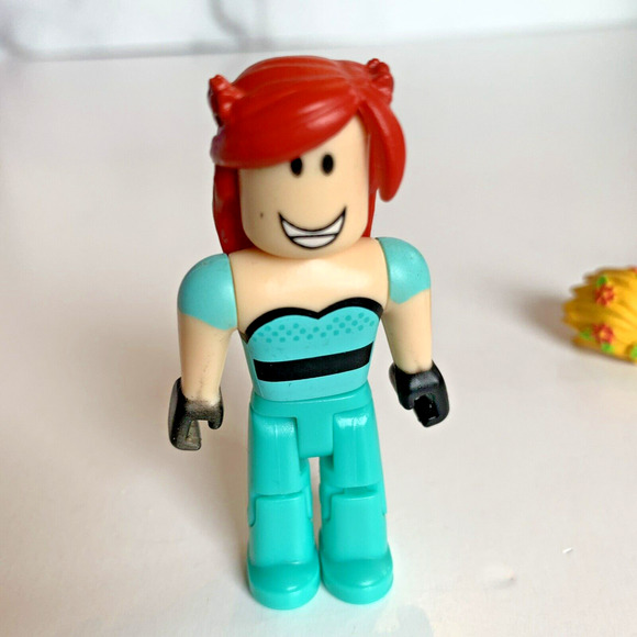 Roblox Action Figure Mixed Lot Plague Doctor Piggy Apocalypse Survivor Golden - Picture 10 of 16